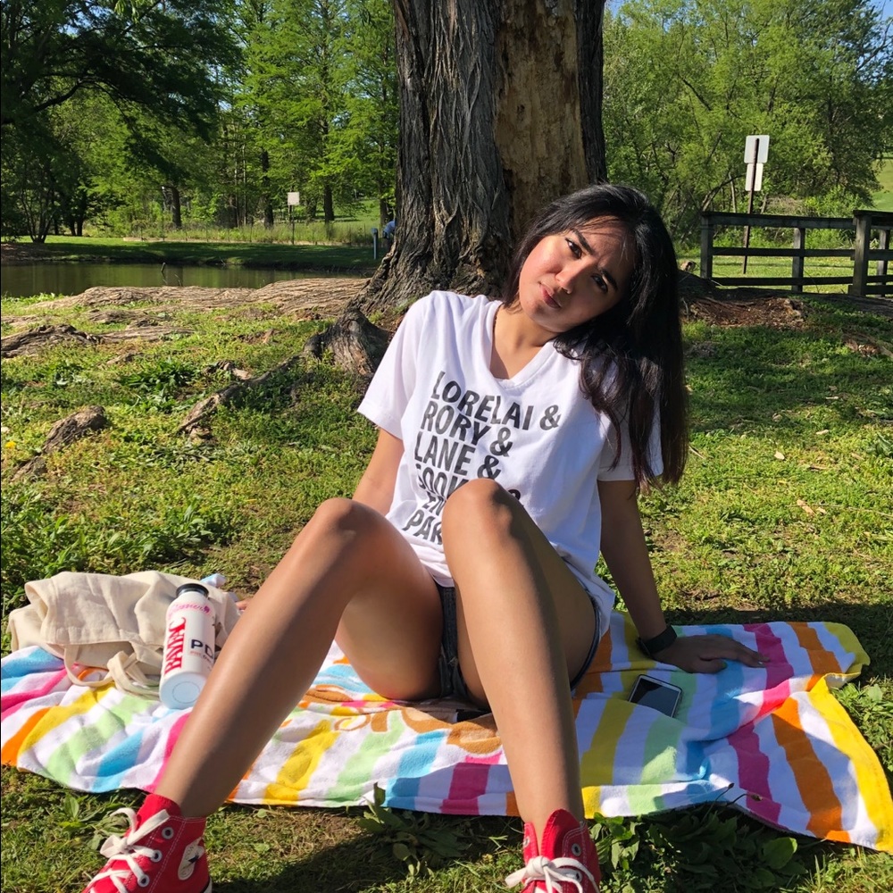 Meet your Posher, Yara